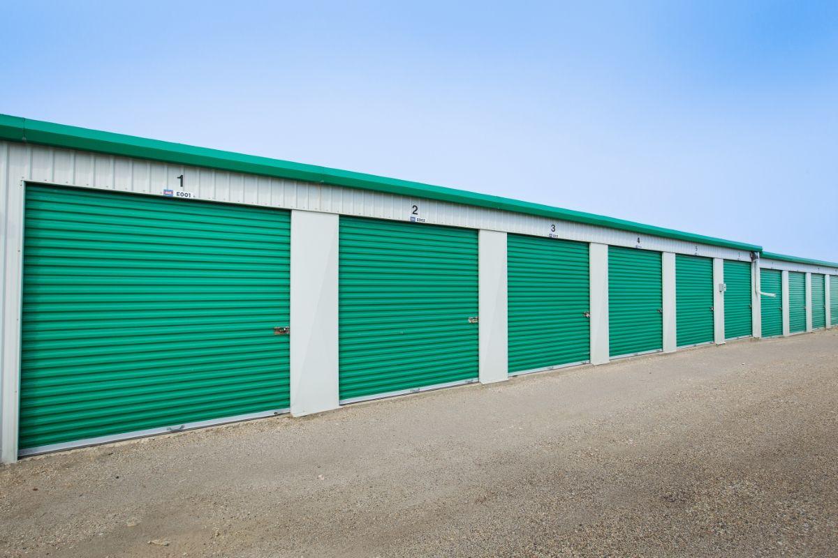 Drive Up Storage Units - Sentinel Storage - Spruce Grove Central (Self-Serve)