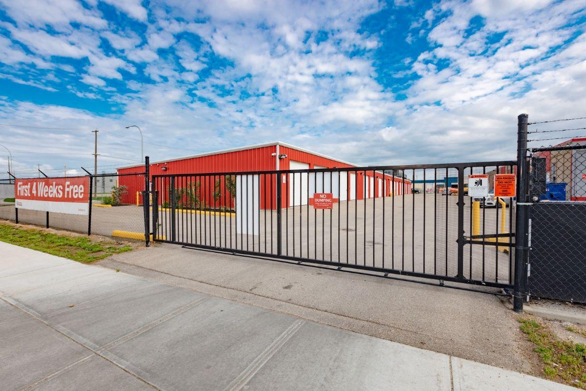 Security Gate - Sentinel Storage - Edmonton North West