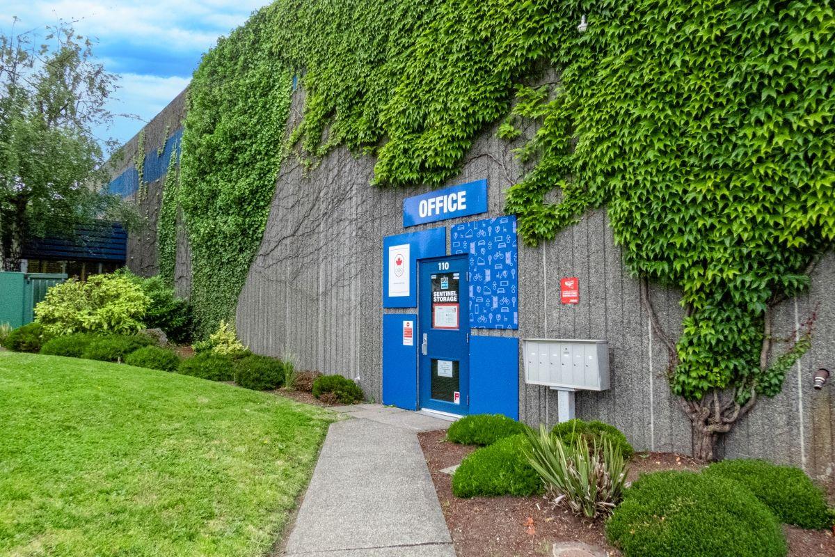 Office Entrance - Sentinel Storage - Victoria (Vancouver Island)