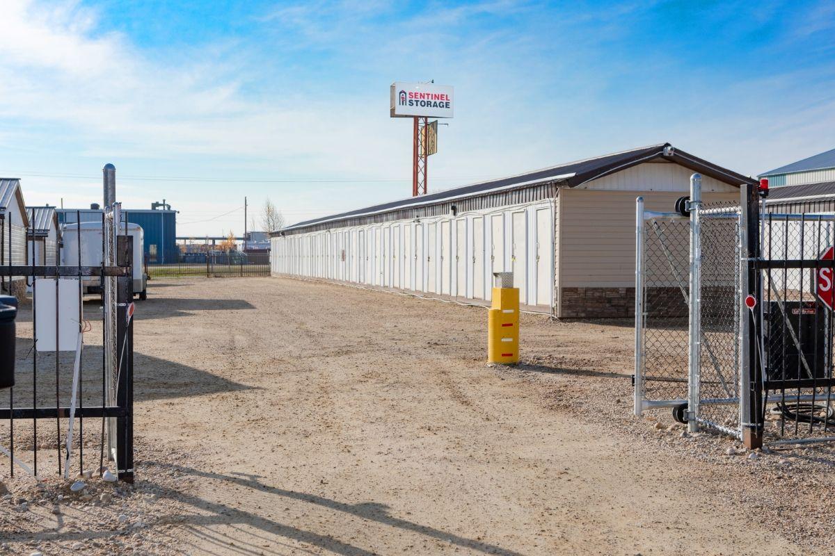 Security Gate - Sentinel Storage - Red Deer Chiles Industrial Park (Self-Serve)