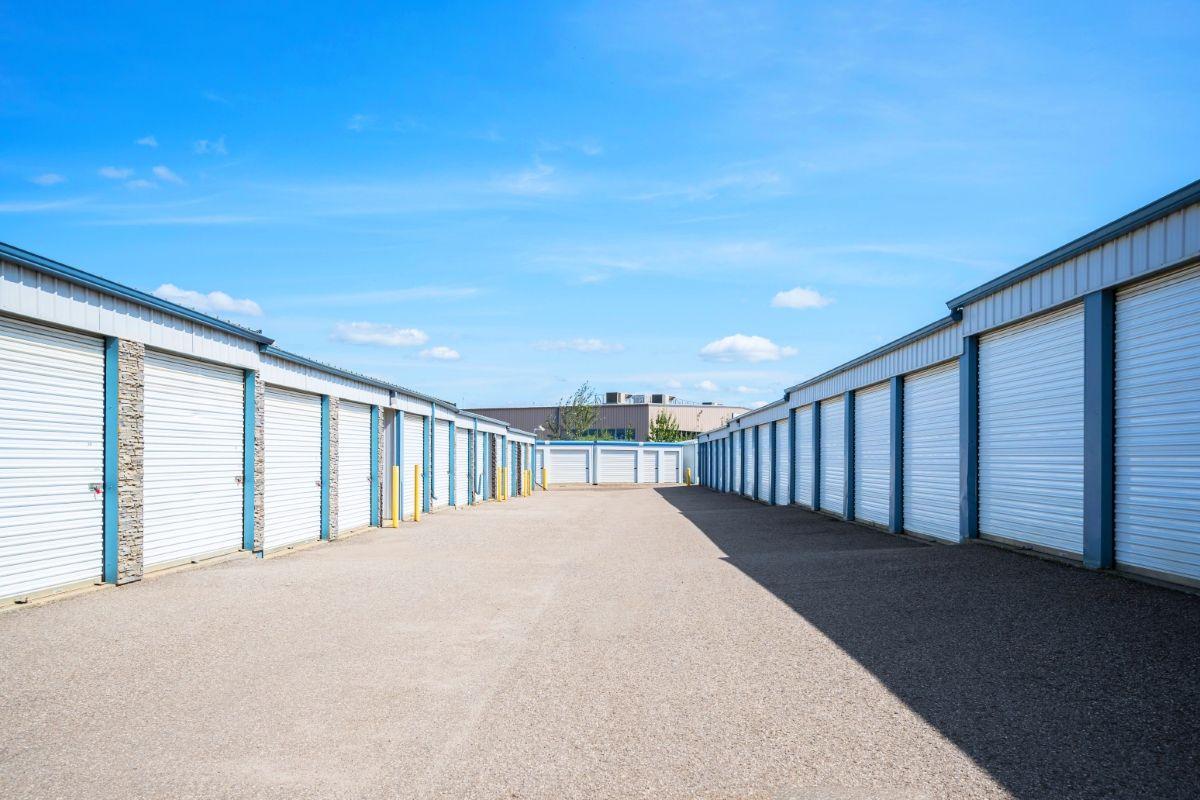Drive Up Storage Units - Sentinel Storage - Fort McMurray MacKenzie (Self-Serve)