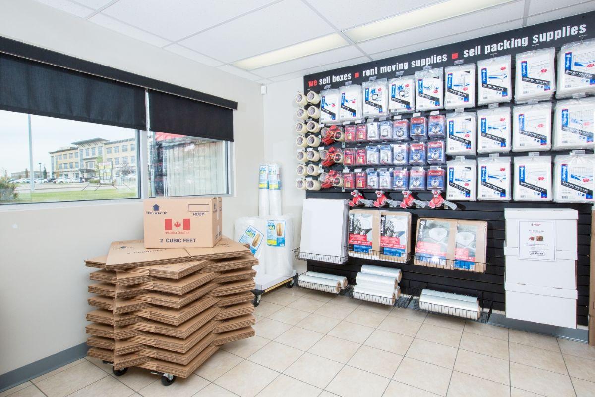 Fournitures d'emballage - Sentinel Storage - Sherwood Park North