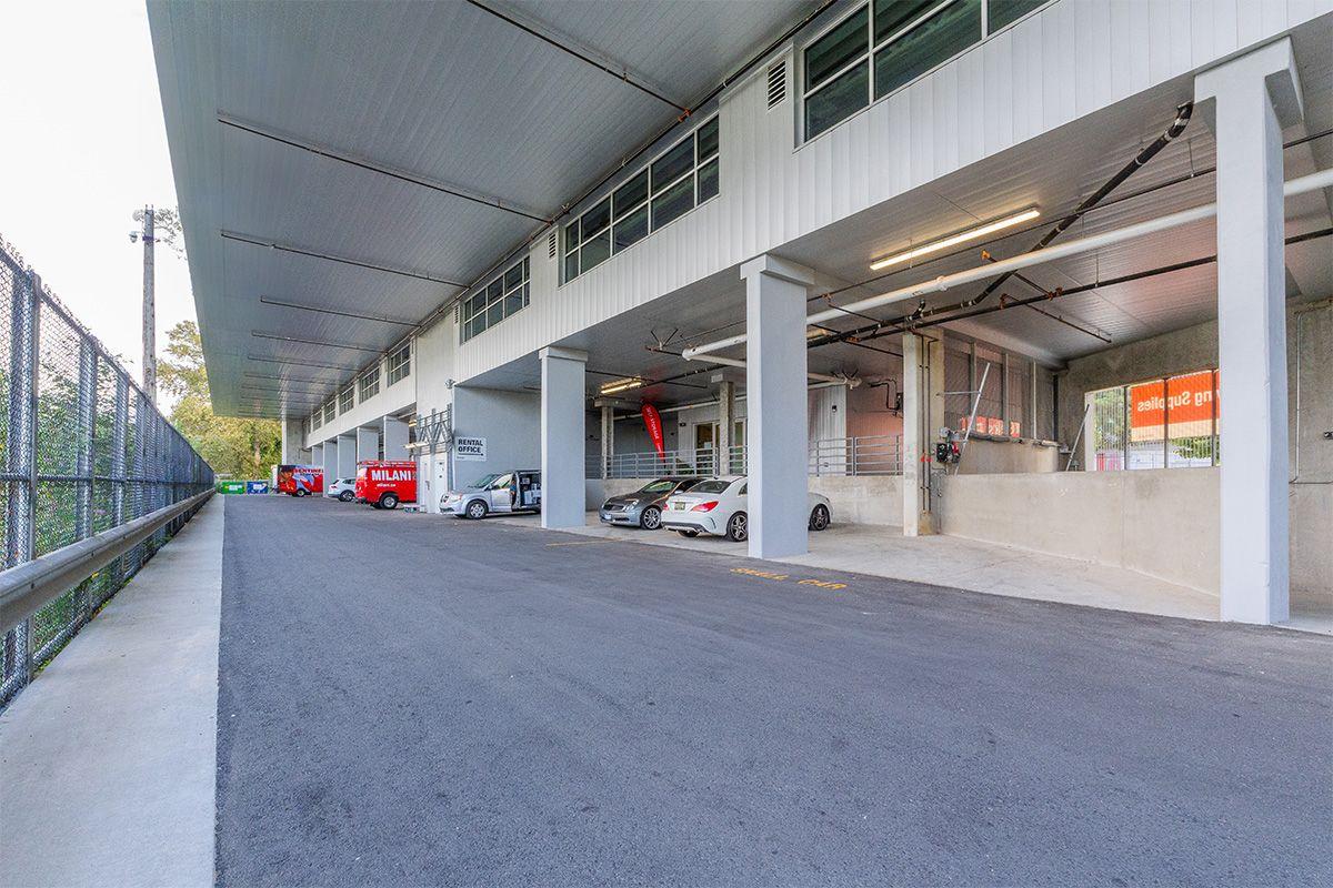 Stationnement extérieur - Sentinel Storage - Burnaby