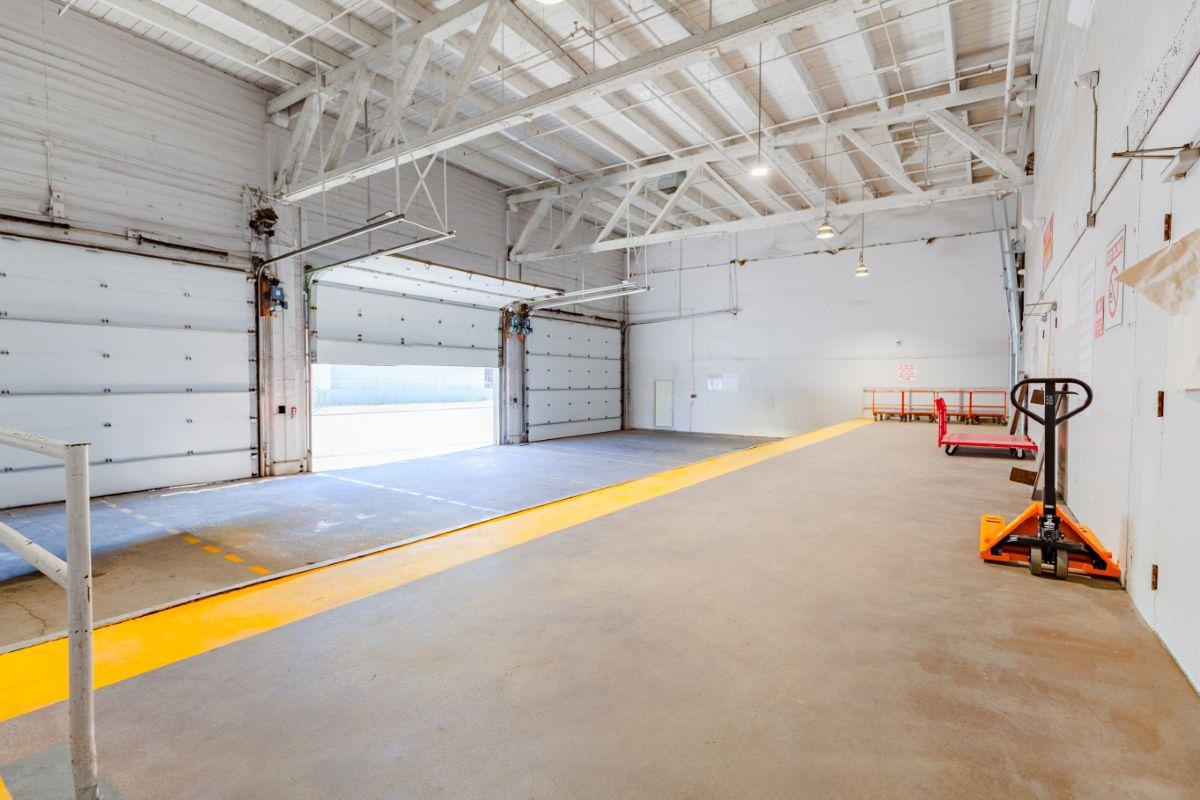 Zone de chargement - Sentinel Storage - Prince George