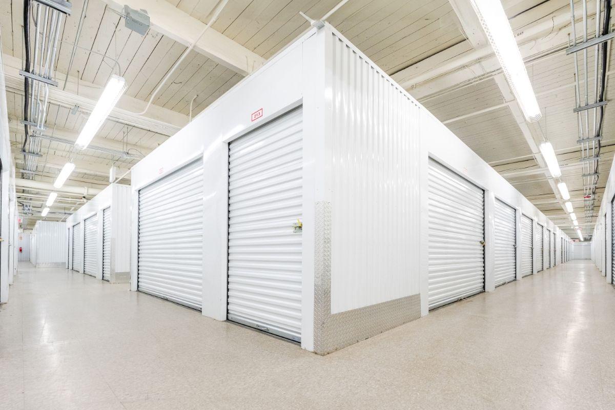 Unités intérieures - Sentinel Storage - Edmonton Montrose