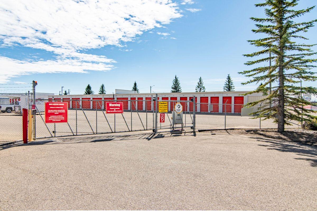 Portail de sécurité - Sentinel Storage - Red Deer South