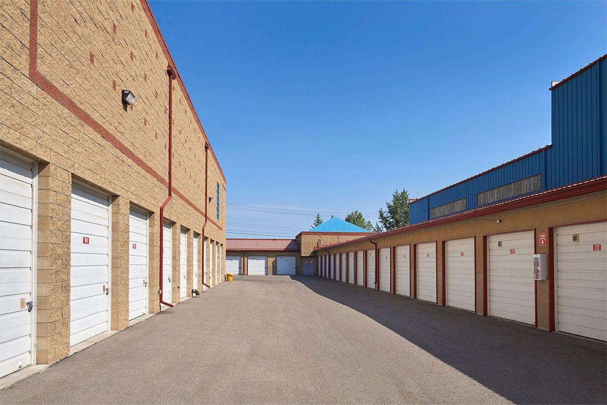 Drive up storage units - Sentinel Storage - Calgary McKenzie