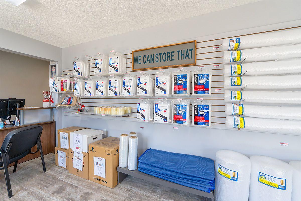 Fournitures d'emballage - Sentinel Storage - Lethbridge North