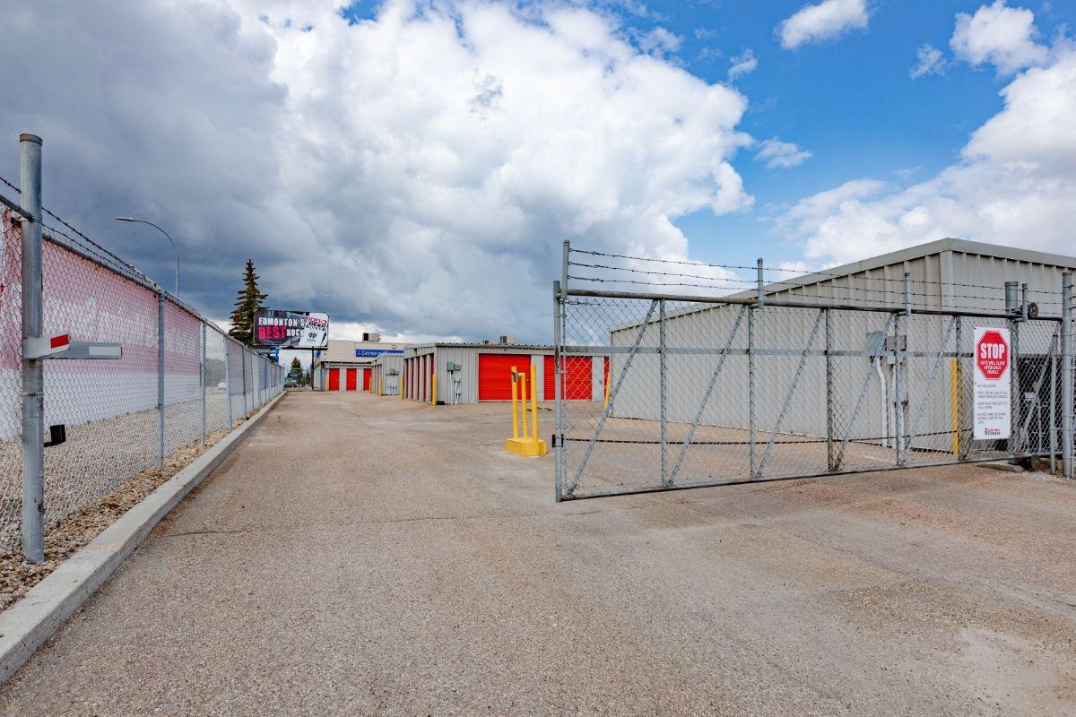 Security Gate - Sentinel Storage - Edmonton Coronation
